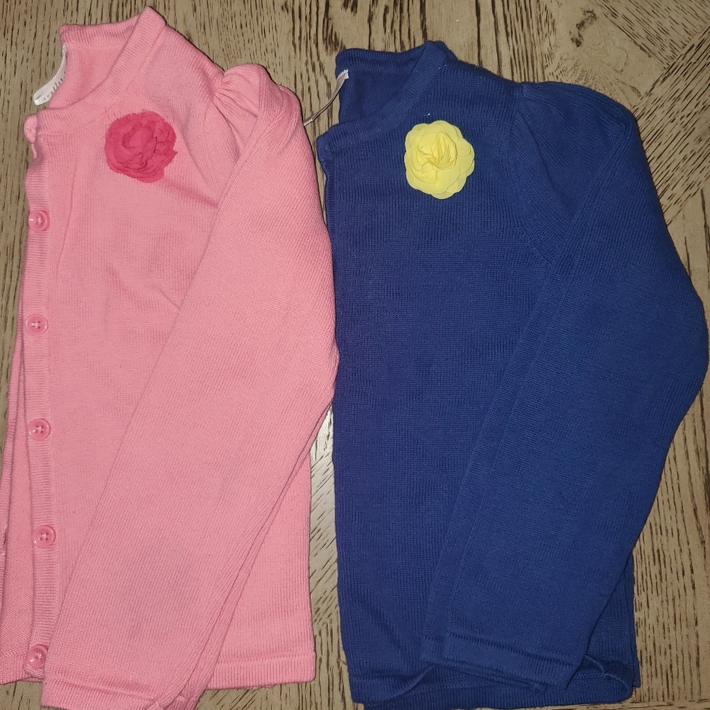 2 Cardigans